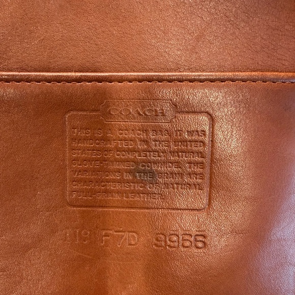 Vintage Coach Legacy 9966 Tan Brown Leather Brass Hardware - Picture 5 of 10